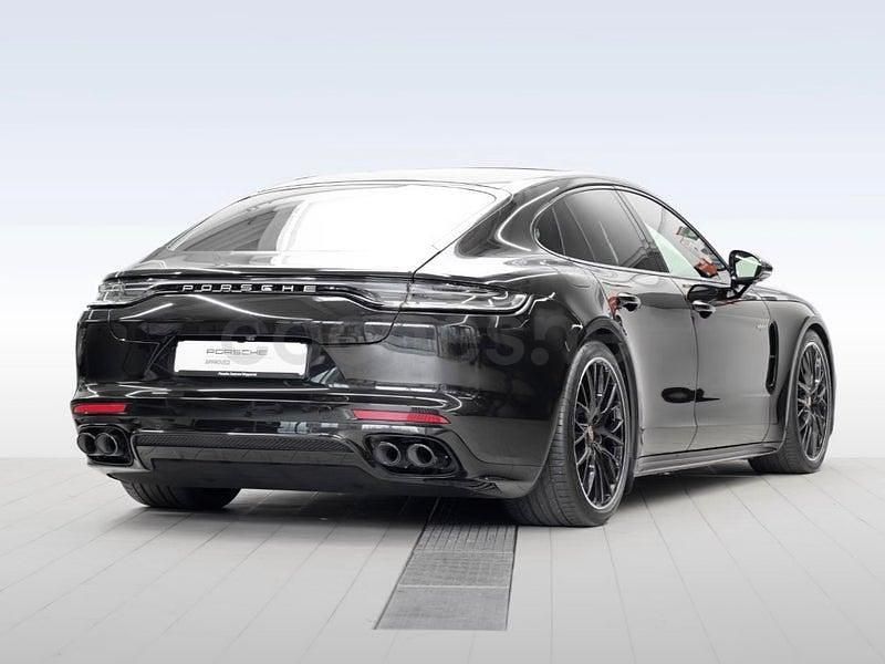 Usado Porsche Panamera 4 Platinum Edition 462 CV (339 kW) 2023 Negro Berlina