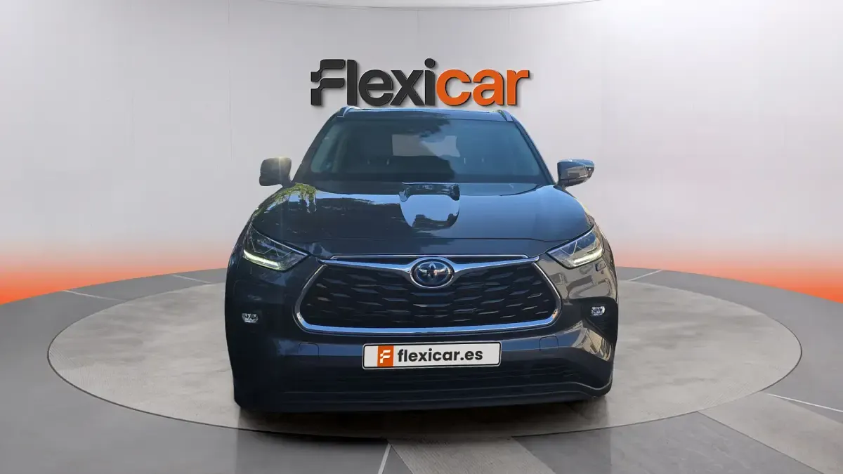 Usado Toyota Highlander Advance 246 CV (180 kW) 2022 Gris SUV