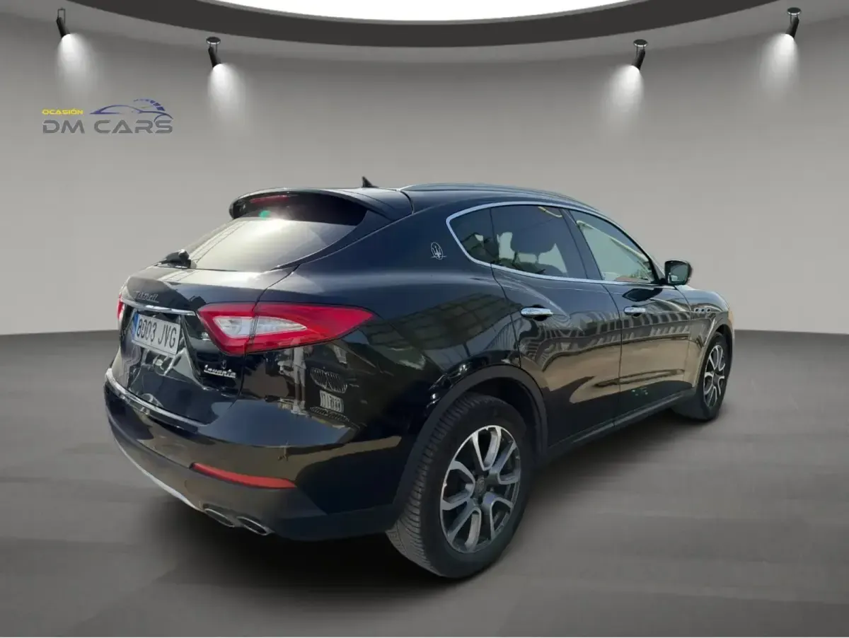 Usado Maserati Levante 275 CV (202 kW) 2016 Negro SUV