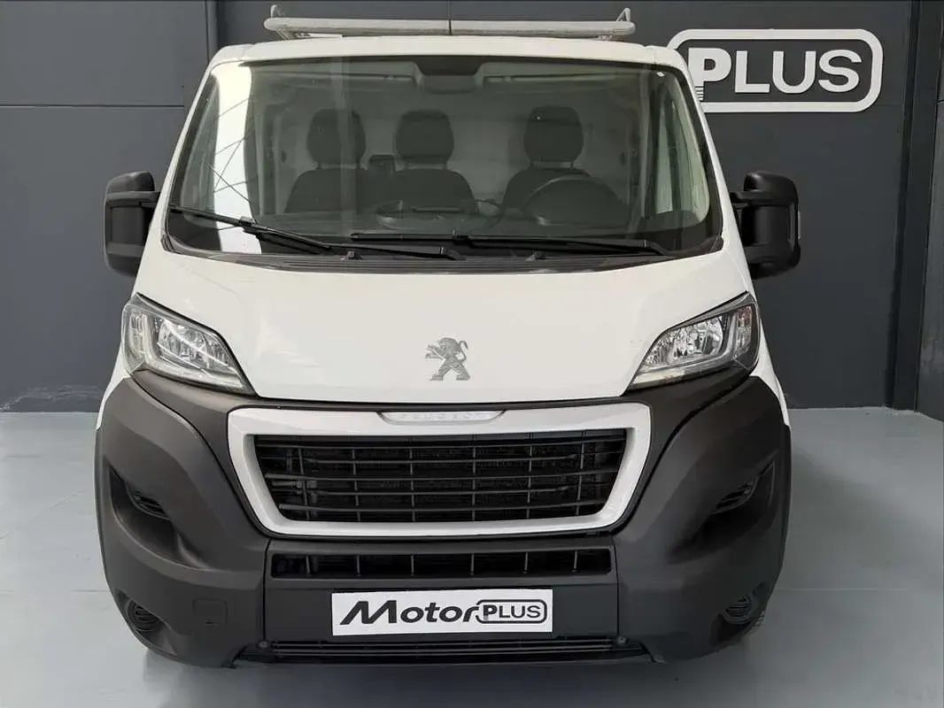 Usado Peugeot Boxer S 120 CV (88 kW) 2020 Blanco Van
