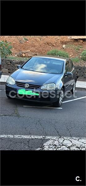 Usado VW Golf IV Trendline 105 CV (77 kW) 2006 Azul Berlina