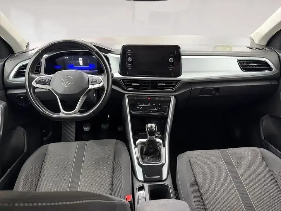 Usado VW T-Roc Life 116 CV (85 kW) 2023 Blanco SUV