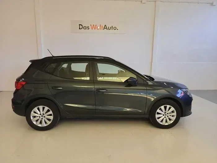 Usado Seat Arona Style 115 CV (84 kW) 2025 Gris SUV