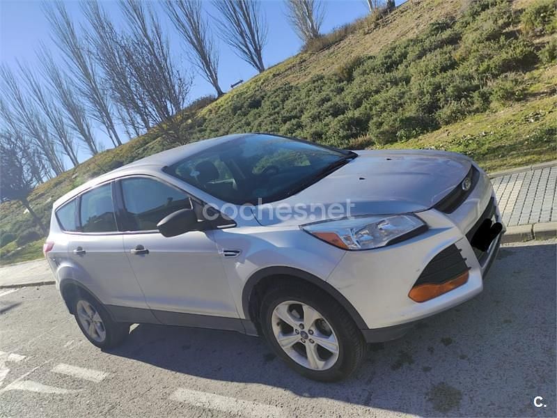 Usado Ford Kuga Individual 200 CV (147 kW) 2013 Gris / plata SUV