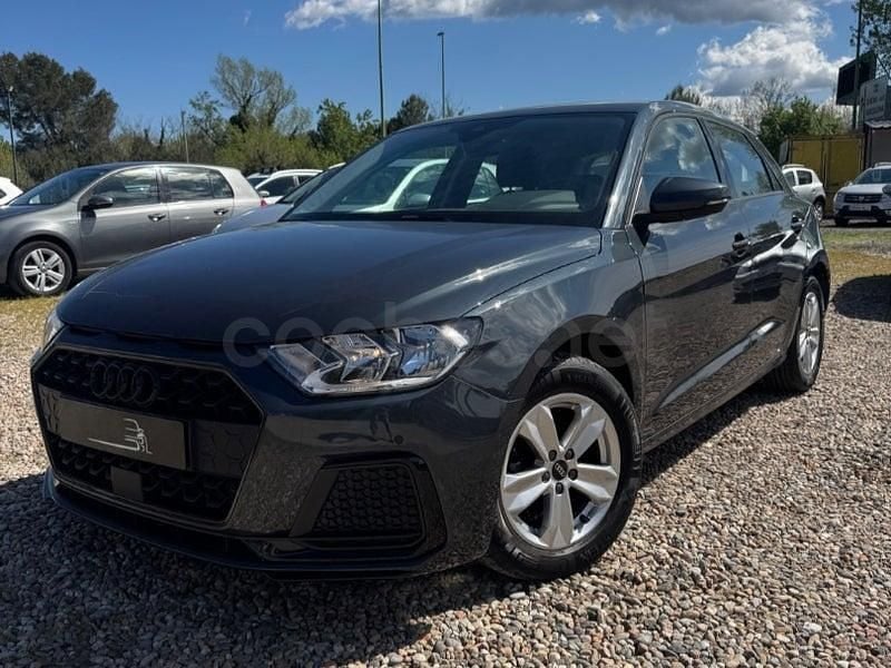 Usado Audi A1 Sportback 95 CV (69 kW) 2022 Gris / plata Utilitario