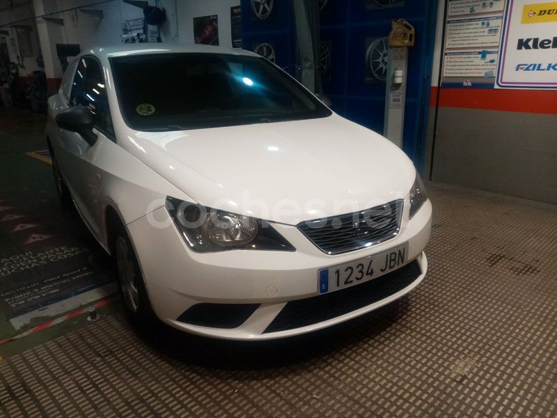 Blanco Usado 2016 Seat Ibiza SC Reference Utilitario | 6490 € (Precio justo) - Imagen 1/4