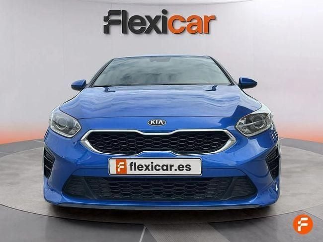 Usado Kia Ceed Plus 100 CV (73 kW) 2018 Azul Utilitario