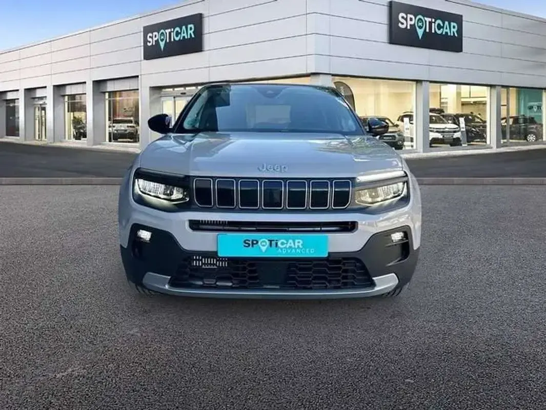 Nuevo Jeep Avenger Altitude 101 CV (74 kW) 2025 Gris SUV