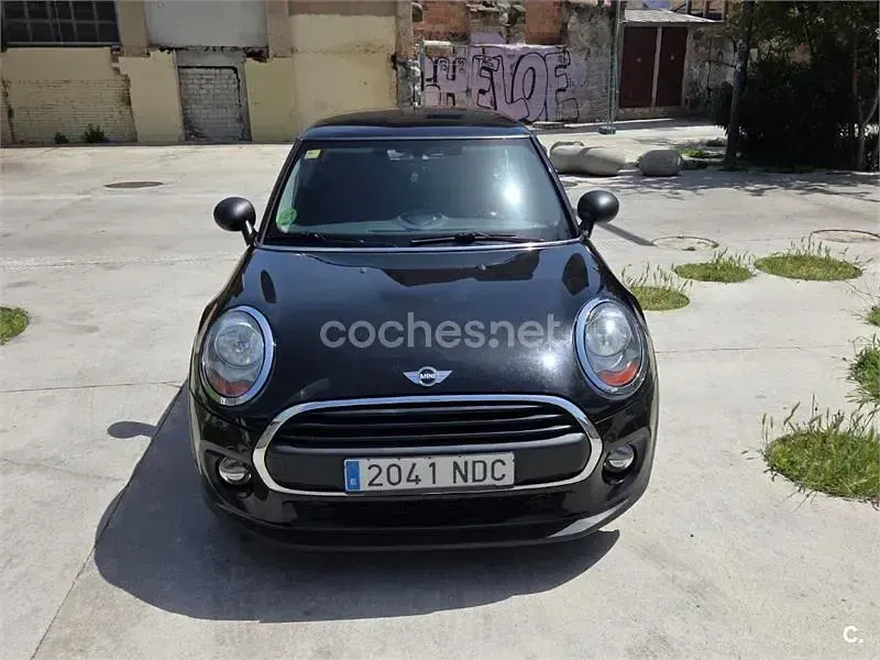 Usado Mini ONE 75 CV (55 kW) 2016 Negro Utilitario
