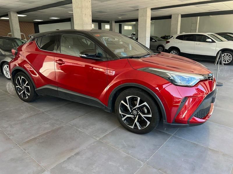 Usado Toyota C-HR 180 CV (132 kW) 2021 Burdeos SUV