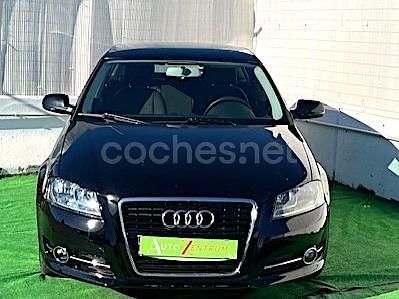 Käytetty Audi A3 Ambition 105 HP (77 kW) 2012 Musta Viistoperä