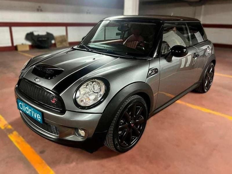 Usado Mini Cooper S 178 CV (130 kW) 2007 Gris Utilitario