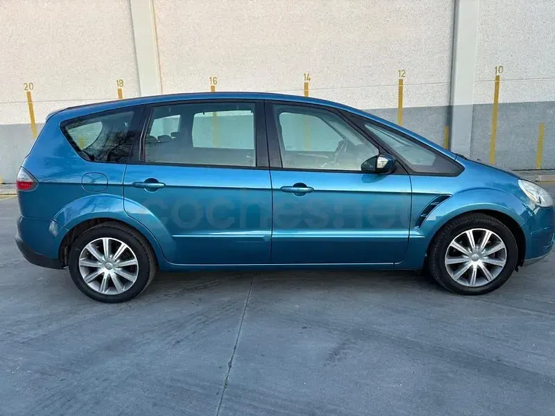 Usado Ford S-MAX Trend 140 CV (102 kW) 2007 Azul Monovolumen