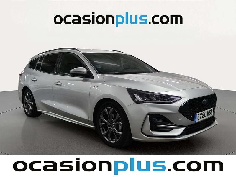 Usado Ford Focus ST-Line 155 CV (114 kW) 2024 Gris plata Monovolumen