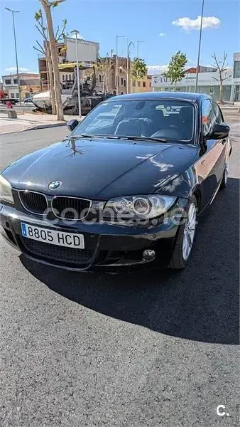 Usado BMW 116 115 CV (84 kW) 2011 Negro Utilitario