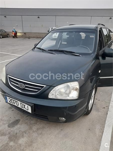 Usado Kia Carens LX 112 CV (82 kW) 2006 Negro Monovolumen