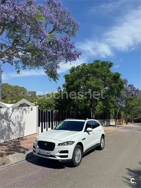 Usado Jaguar F-Pace Prestige 180 CV (132 kW) 2016 Blanco SUV