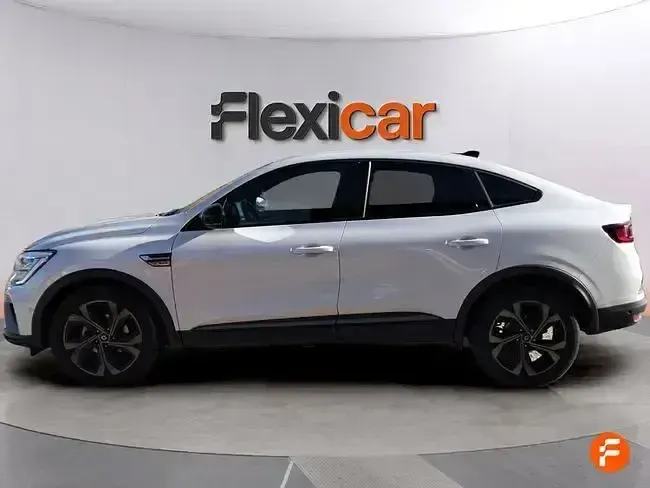 Usado Renault Arkana RS Line 160 CV (117 kW) 2023 Blanco SUV