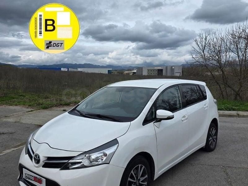Usado Toyota Verso Advance 112 CV (82 kW) 2014 Blanco Monovolumen