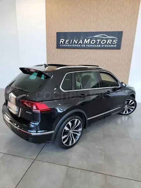 Usado VW Tiguan Sportline 190 CV (139 kW) 2018 Negro SUV