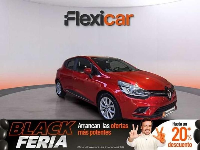 Rojo Usado 2017 Renault Clio IV Zen Utilitario | 9990 € (Un poco caro) - Imagen 1/4