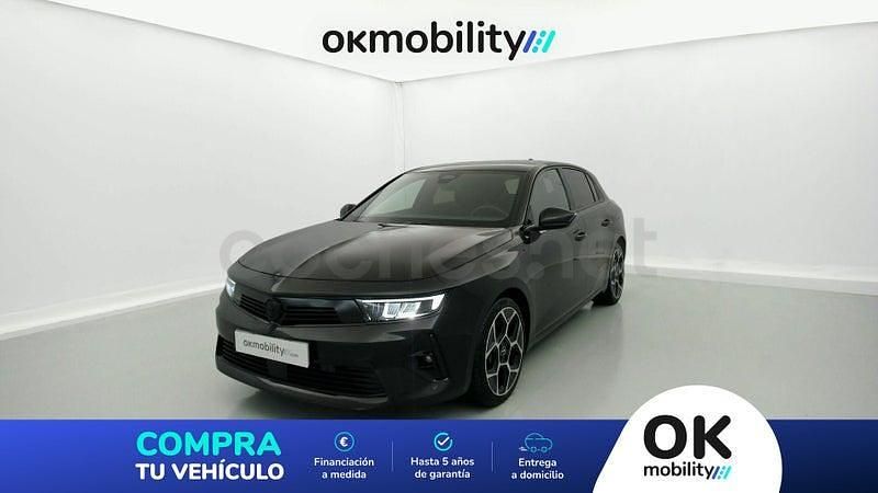 Usado Opel Astra 180 CV (132 kW) 2023 Negro Berlina