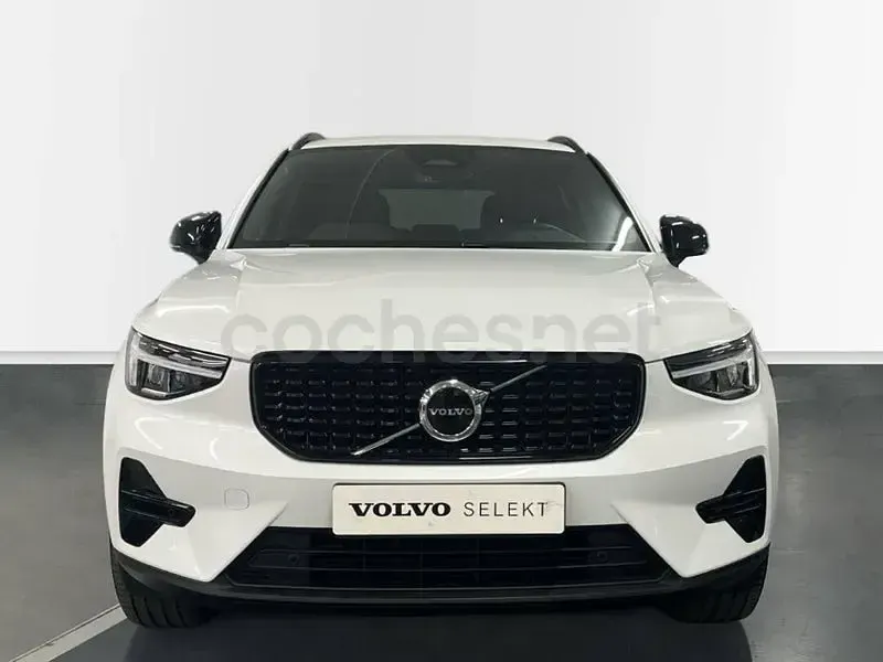 Nuevo Volvo XC40 Plus 163 CV (119 kW) 2026 Blanco SUV
