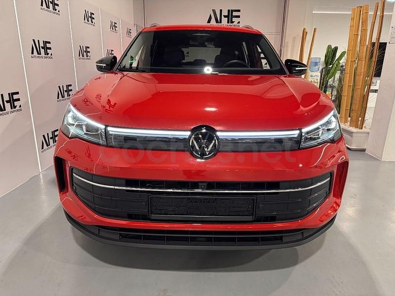 Usado VW Tiguan 150 CV (110 kW) 2025 Rojo SUV