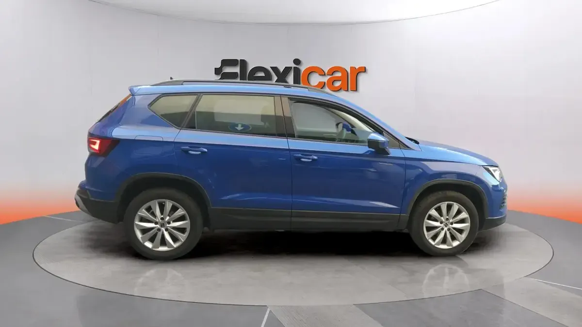 Usado Seat Ateca FR 116 CV (85 kW) 2025 Azul SUV