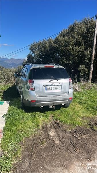 Usado Chevrolet Captiva LTZ 184 CV (135 kW) 2011 Gris / plata SUV