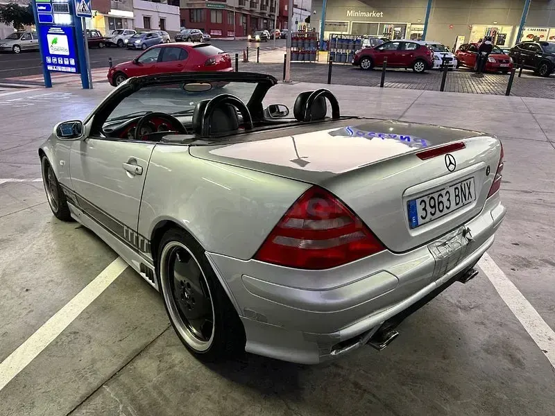 Usado Mercedes SLK200 136 CV (100 kW) 1999 Gris / plata Descapotable