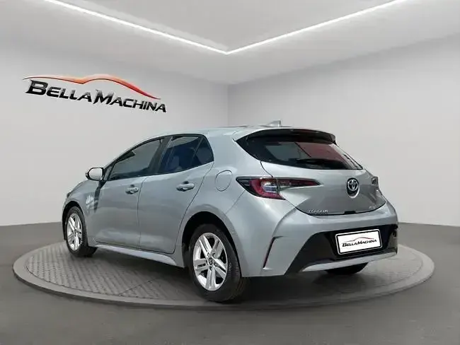 Usado Toyota Corolla Business Edition 140 CV (102 kW) 2023 Gris Berlina