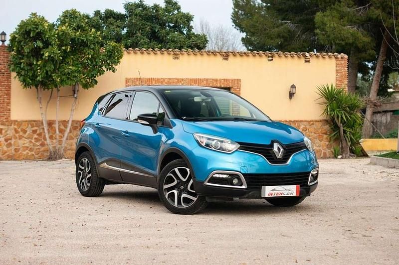 Usado Renault Captur Intens 90 HP (66 kW) 2014 Azul SUV