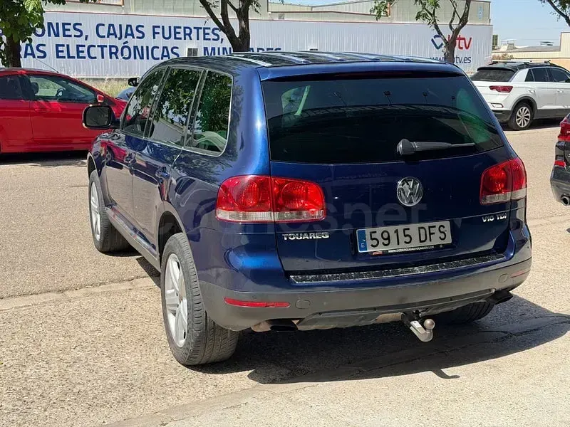 Usado VW Touareg 313 CV (230 kW) 2005 Azul SUV