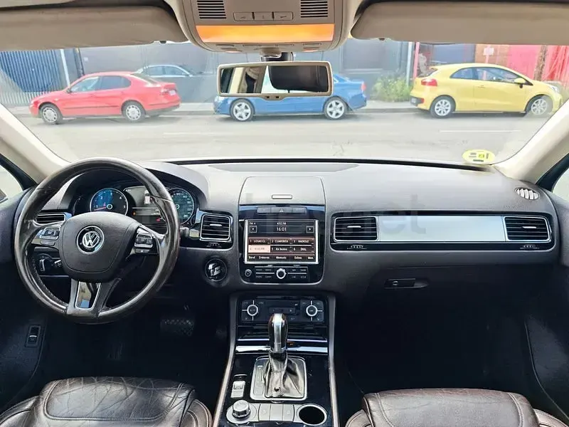 Occasion VW Touareg 240 ch (176 kW) 2011 Marron SUV