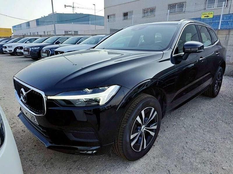 Negro Usado 2021 Volvo XC60 Momentum SUV | 32.000 € (Un poco caro) - Imagen 1/4