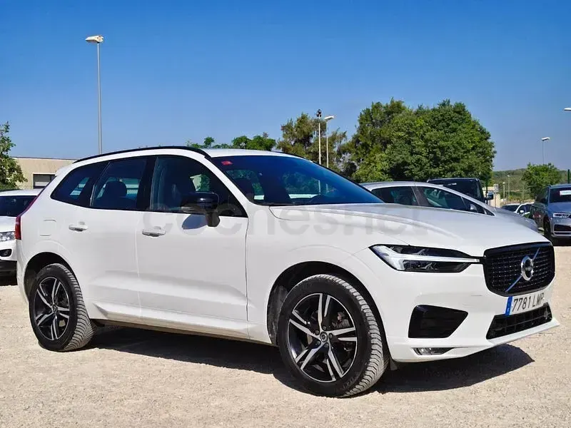 Usado Volvo XC60 R-Design 197 CV (144 kW) 2021 Blanco SUV