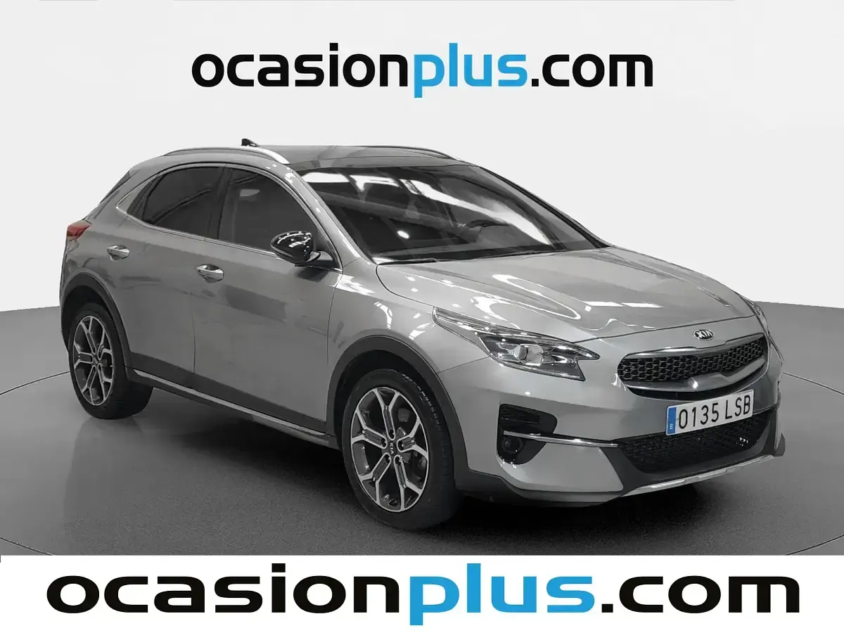 Usado Kia XCeed 136 CV (100 kW) 2021 Gris SUV