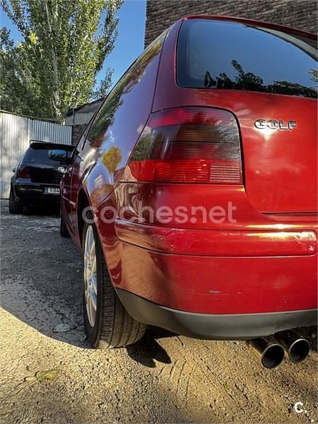 Usado VW Golf IV Highline 115 CV (84 kW) 2000 Granate Berlina