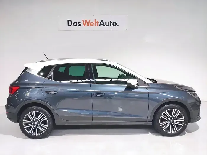 Usado Seat Arona Xperience 115 CV (84 kW) 2025 Gris SUV