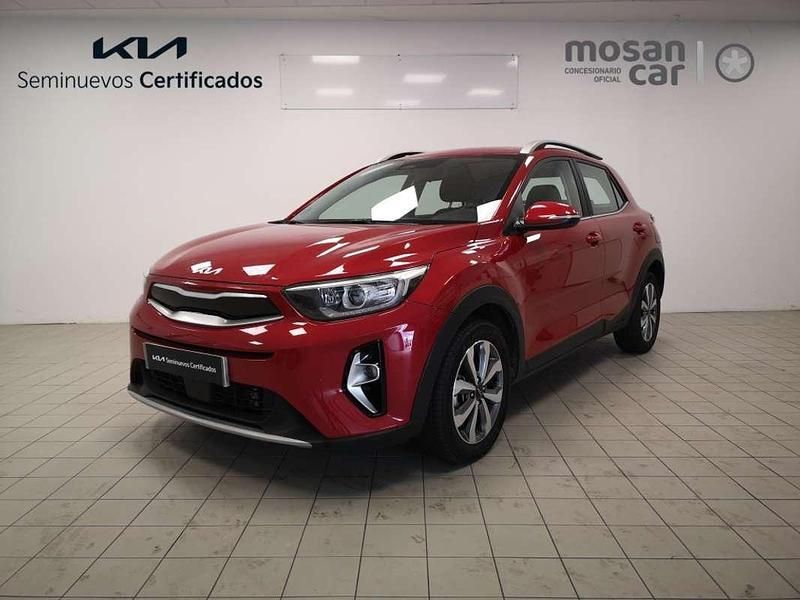 Rojo Usado 2024 Kia Stonic SUV | 18.250 € (Precio justo) - Imagen 1/4