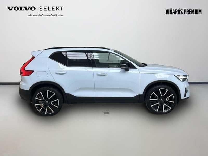 Usado Volvo XC40 Ultra 197 CV (144 kW) 2024 Azul SUV