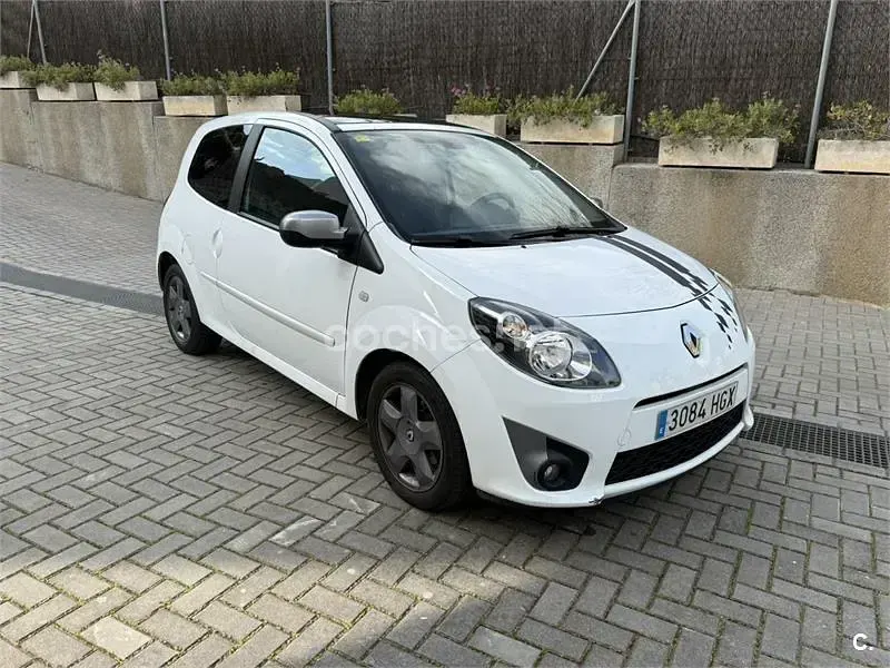 Usado Renault Twingo Evolution 75 CV (55 kW) 2011 Blanco Utilitario