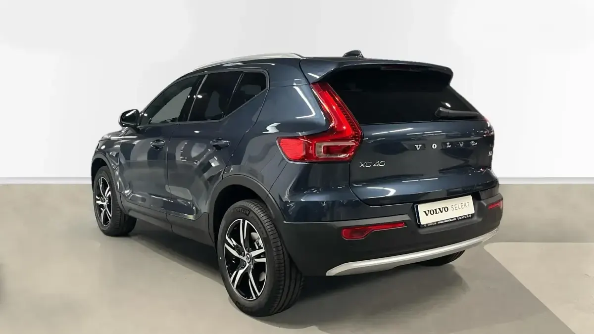 Nuevo Volvo XC40 Core 163 CV (119 kW) 2026 Azul SUV