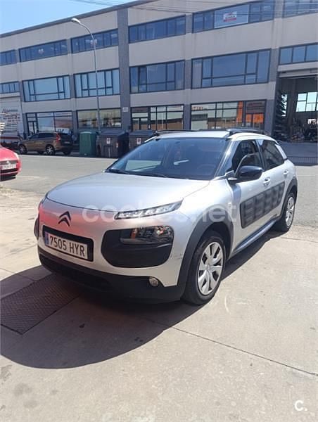 Usado Citroën C4 Feel 82 CV (60 kW) 2014 Gris / plata Berlina