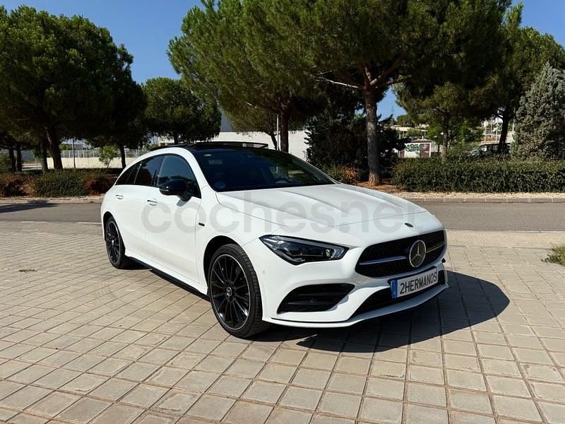 Usado Mercedes CLA250e Shooting Brake 218 CV (160 kW) 2020 Blanco Familiar