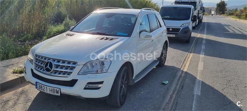 Blanco Usado 2011 Mercedes ML350 SUV | 12.500 € (Precio justo) - Imagen 1/4