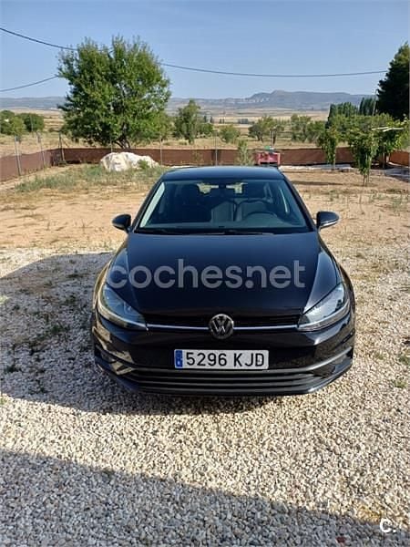 Negro Usado 2018 VW Golf Advance Berlina | 9500 € (Super precio) - Imagen 1/4