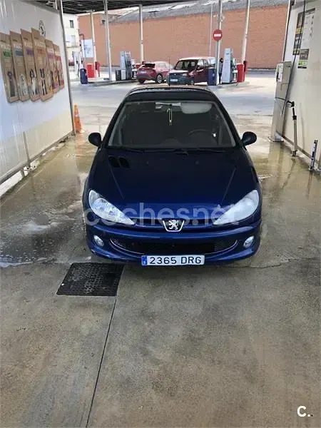 Usado Peugeot 206 110 CV (80 kW) 2005 Azul Berlina