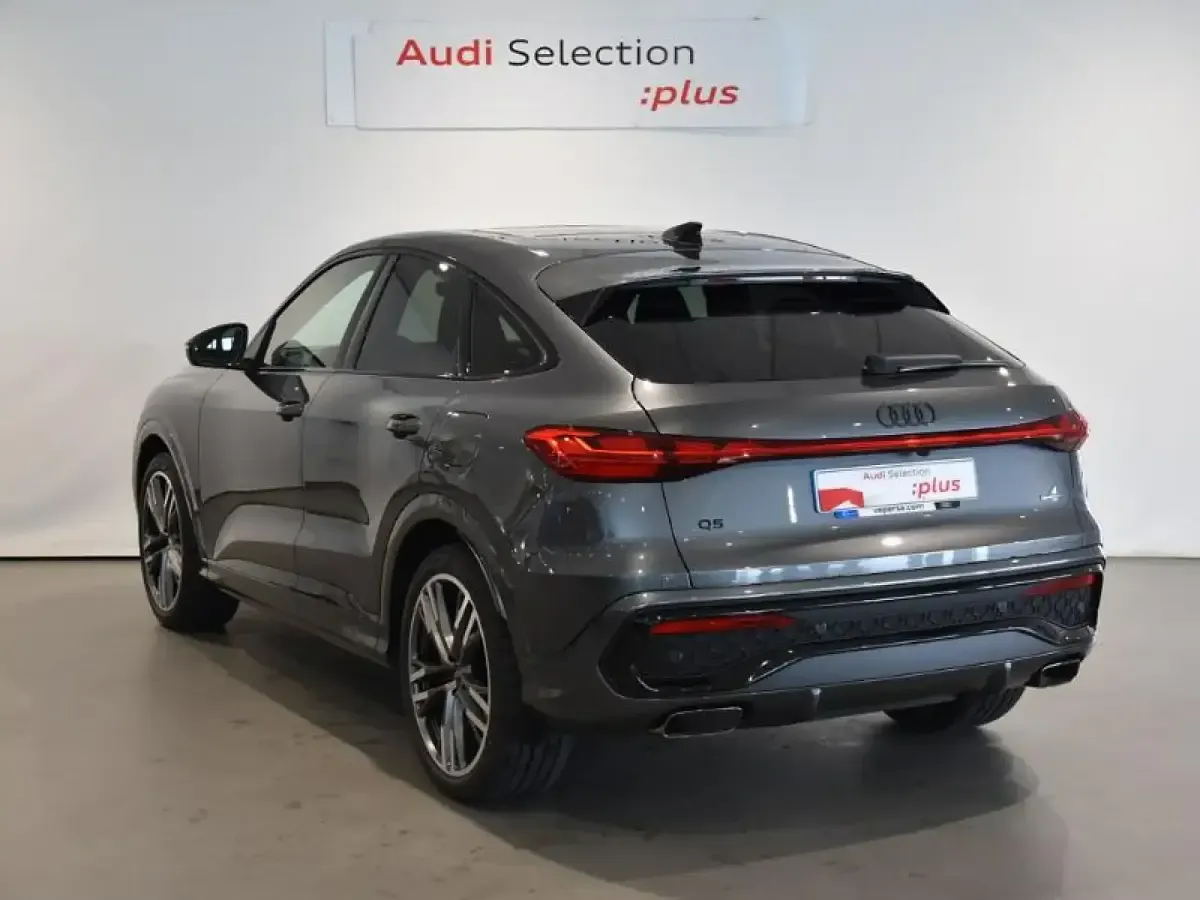Nuevo Audi Q5 Sportback 367 CV (269 kW) 2026 Gris/plata SUV